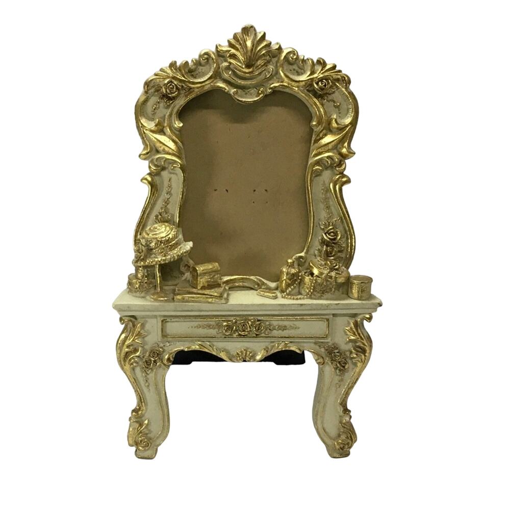 Retro Style Picture Frame